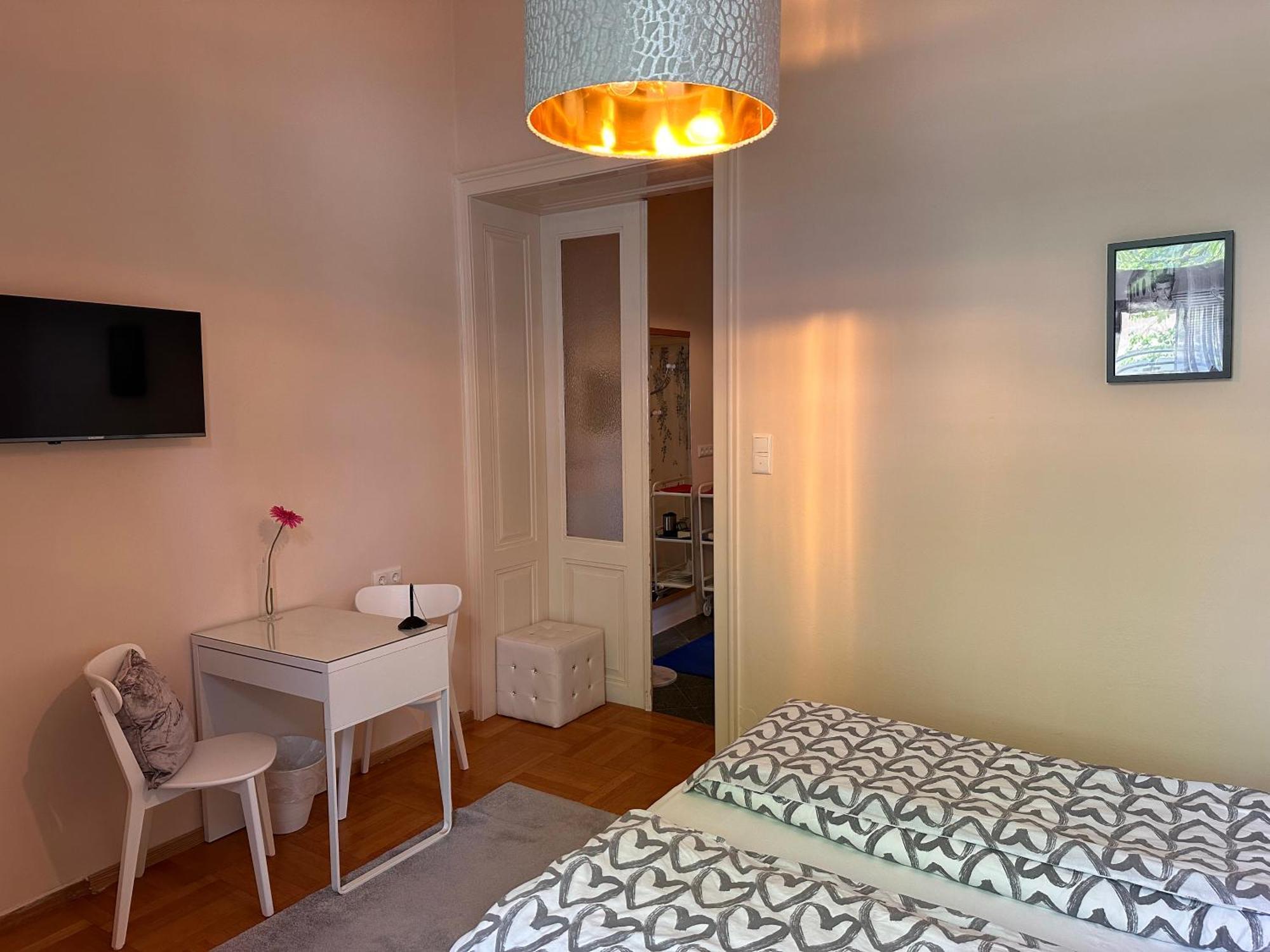 Kristall Doppelzimmer Direkt Im Zentrum, Balkon Bad Ischl Bagian luar foto